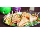 Bowling, 10× club sandwich a hranolky  | Slevomat