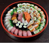 Velké sushi menu s 39 kousky i salátem - FM | Slevomat