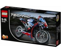 Lego Technic - Silniční motorka 2v1 | Tesco